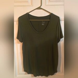 Women's Size Small A New Day Hunter Green V-Neck Tee Shirt.
